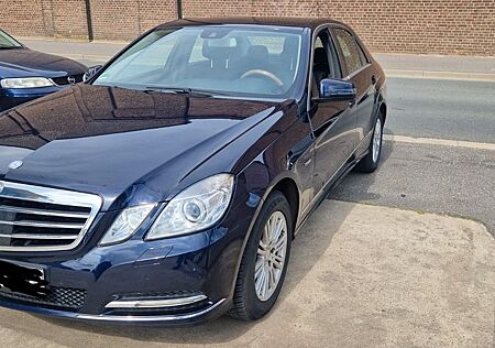 Mercedes-Benz E 350 CDI BlueEFFICIENCY ELEGANCE ELEGANCE