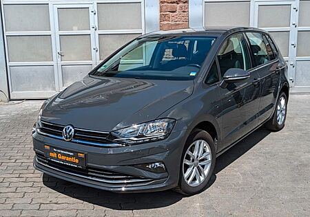 VW Golf Sportsvan Volkswagen / DSG / PDC