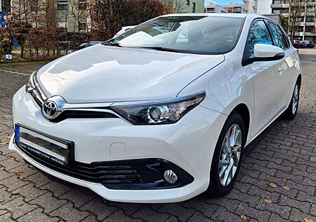 Toyota Auris Comfort 1,2-l-Turbo S/S Comfort 2016