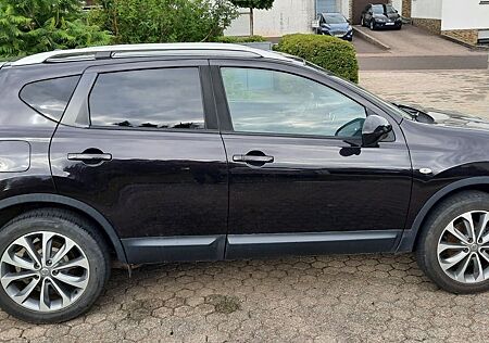 Nissan Qashqai +2 2.0 141PS J10