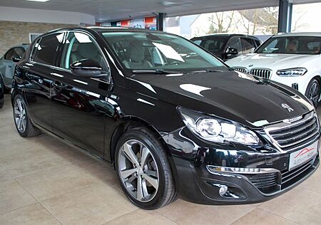 Peugeot 308 1.2 PureTech 130 Style Kamera Pano AHK