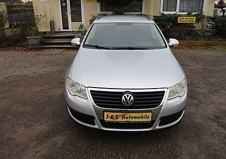 VW Passat Variant Volkswagen Trendline/AHK/Navi