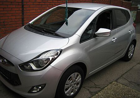 Hyundai ix20 1.4 Comfort, Lederausstattung