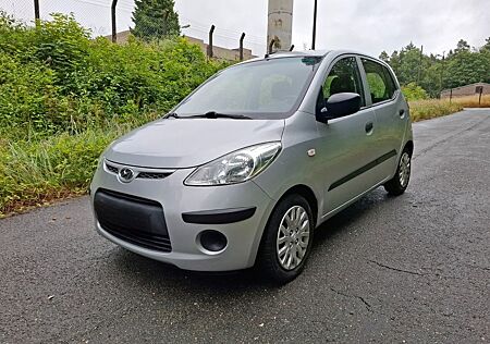 Hyundai i10 1.1 TÜV-Service NEU