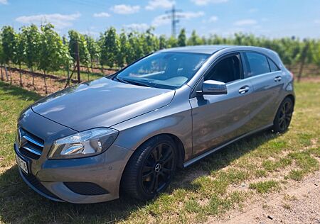 Mercedes-Benz A 180 - guter Zustand - gepflegt Inspektion neu