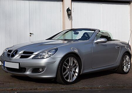 Mercedes-Benz SLK 200 KOMPRESSOR - Sport Edition