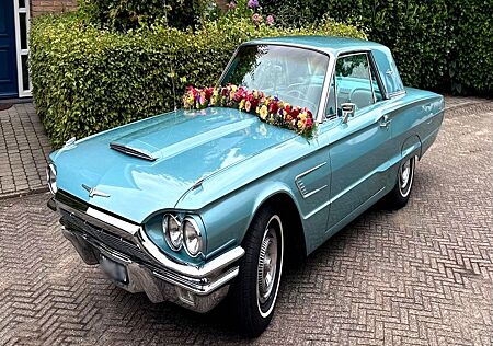 Ford Thunderbird