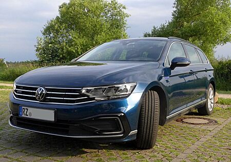 VW Passat Variant Volkswagen 1.4 TSI DSG GTE Variant