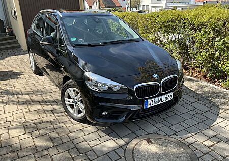 BMW 218d 218 Active Tourer -Leder-Panorama
