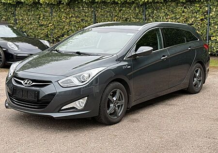 Hyundai i40 1,7 CRDi cw Comfort AHK/Winterräder