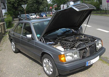 Mercedes-Benz 190