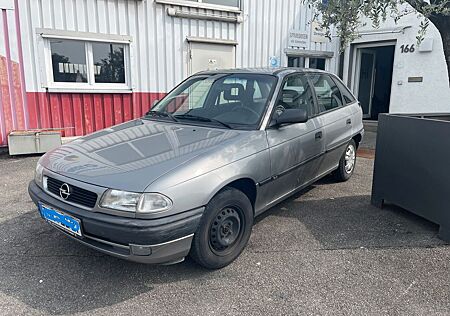 Opel Astra 1.6 GLS GLS