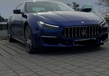 Maserati Ghibli 3.0 V6 430HP GranLusso S Q4 S GranLusso