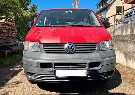 VW T5 Transporter Volkswagen - 9 Sitzer