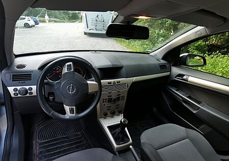Opel Astra 1.6 Ecotec INNOVATION 85kW Easytronic ...