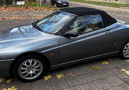 Alfa Romeo Spider 2.0 T.Spark -