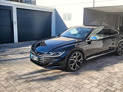 Volkswagen R-LINE DSG DCC 4MOTION AHK HARMAN StHz