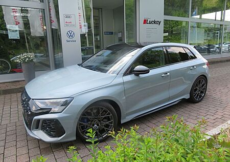 Audi RS3 Sportback 2.5TFSI quattro PERFORMANCE 1of300