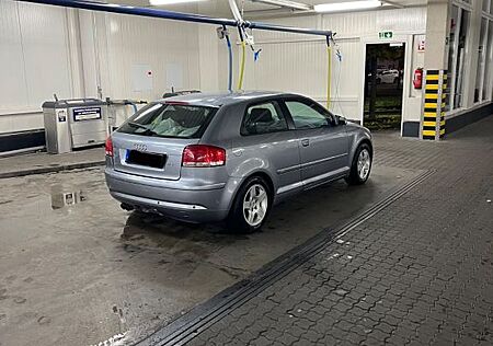 Audi A3 *S-LINE*2.0*AUTOM.*SCHIEBEDACH*PDC*SCHECKHEFT