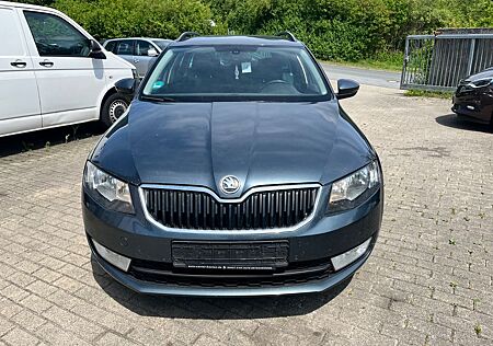 Skoda Octavia Combi Ambition "Navi/Sitzh/Temp/PDC/ALU"