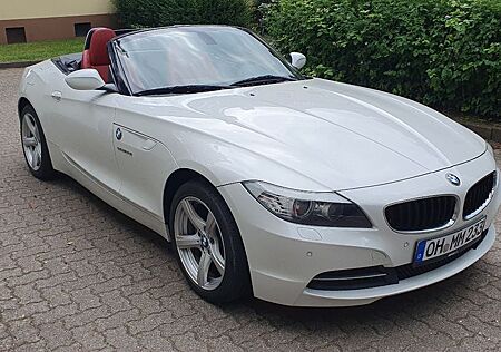 BMW Z4 sDrive28i - Cabrio 245PS +Navi Prof.+Xenon+