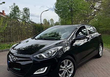 Hyundai i30 1.6 CRDi 94kW Style Automatik Style