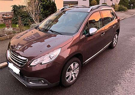 Peugeot 2008 Allure 120 VTi