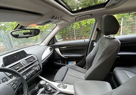 BMW 120i -