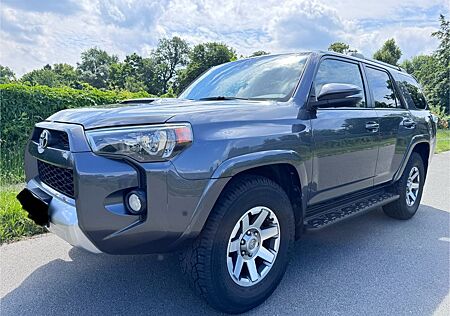Toyota 4-Runner 4x4 OFFROAD*TRD*LPG*AHK-3,5T*LEDER*DACH