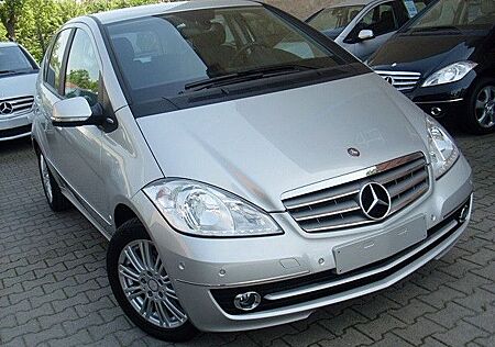 Mercedes-Benz A 160 ELEGANCE BlueEFFICIENCY