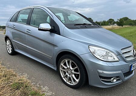 Mercedes-Benz B 170 B -Klasse, Xenon, TÜV Neu