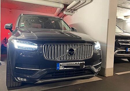 Volvo XC 90 D5 AWD R Design 360 Kamera,7Sitzer,Pano,Harman/K