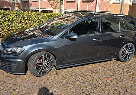 VW Golf Volkswagen 2.0 TDI BMT Variant GTD