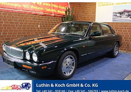 Jaguar XJ 3,2 AHK guter Zustand 2. Hand TÜV neu