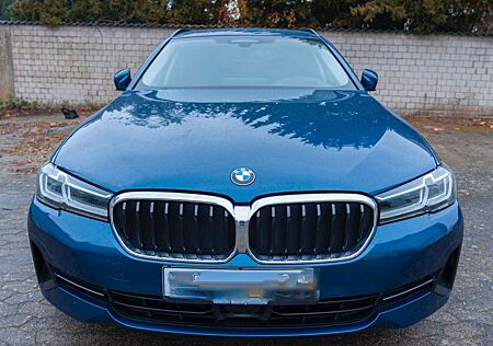 BMW 520d xDrive Touring 140kw