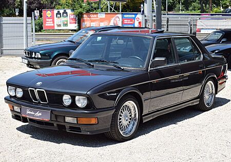 BMW 535i e28 / inline6 / manual / 17" BBS