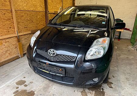 Toyota Yaris 1,33-l-Dual-VVT-i Cool Cool