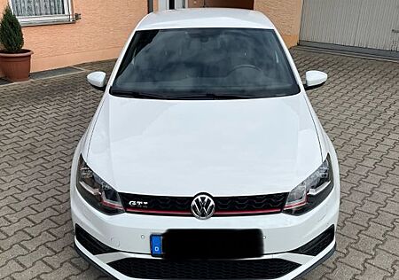 VW Polo Volkswagen 1.8 TSI DSG GTI