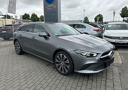 Mercedes-Benz CLA 200 Shooting Brake CLA 200d SB Progressive AHK+High-End+Artico+uvm.