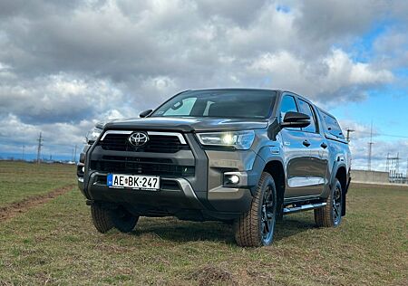 Toyota Hilux 2.8 D-4D 4X4 ININCIBLE NETTO:47.990 EURO