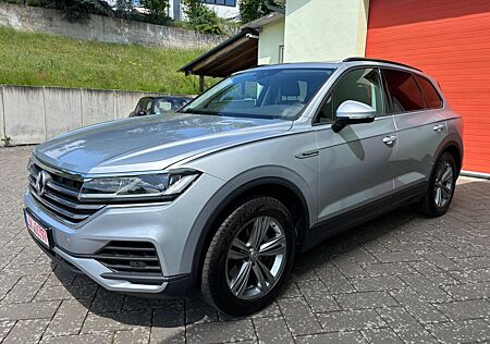 VW Touareg Volkswagen Panorama AHK Leder Kamera 19Zoll Alu