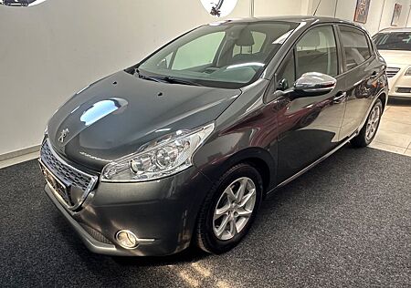 Peugeot 208 1.6 Style e-HDi 92 STOP & START