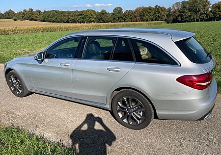Mercedes-Benz C 180 T - Autom./AVANTGARDE/DIST/AHK/Comand