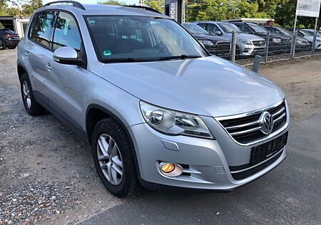 VW Tiguan Volkswagen 2.0 TDITrend & Fun Klima PDC SHZ