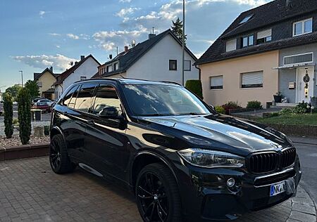 BMW X5 xDrive30d - M Paket
