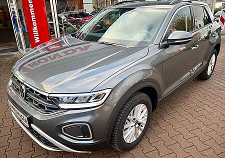 VW T-Roc Volkswagen 1.5 TSI DSG Life LED ACC NAVI APP RFK GJR