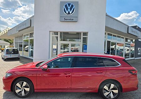 VW Passat Variant Volkswagen AHK Navi ACC