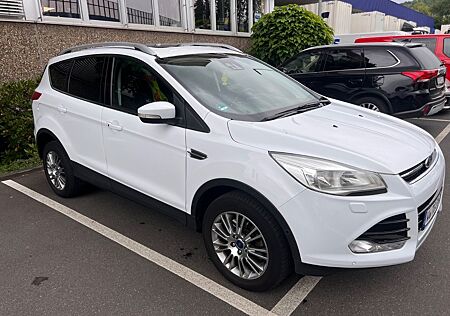 Ford Kuga 2,0 TDCi 4x4 120kW SYNC Edition PowerSh...