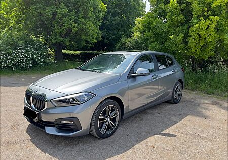 BMW 118i Advantage AUTOMATIK