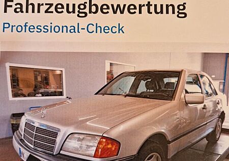 Mercedes-Benz C 180 / 1. Hand / Classic Wertgutachten